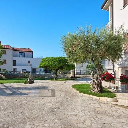 Apartment Apartments Vili Umag