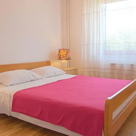 Apartment Apartments Vili *