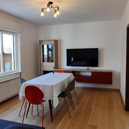 Apartment Apartments Vili *