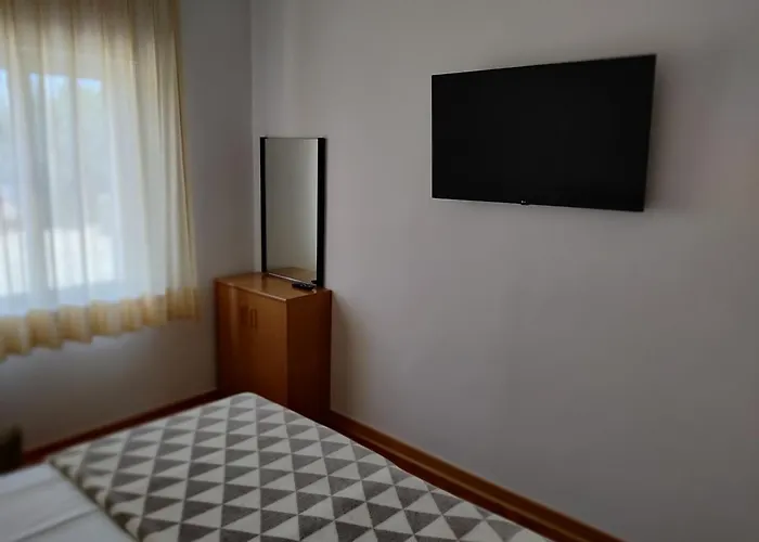 Apartments Vili *