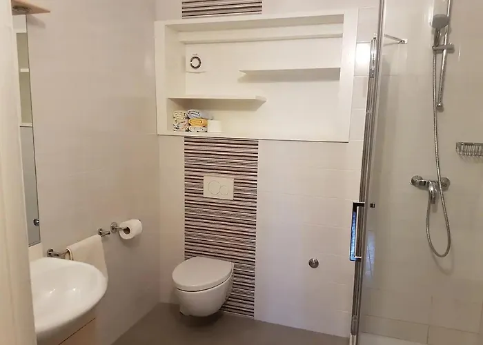 Apartments Vili Ουμάγκ
