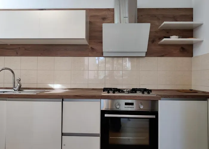 Apartments Vili 아파트 우마그