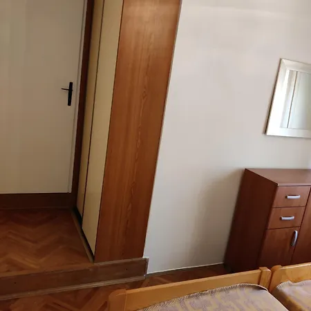 Apartments Vili Apartman *
